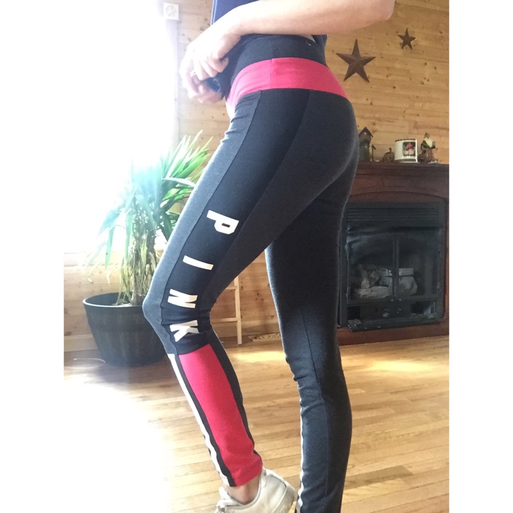 Victoria’s secret pink yoga leggings small